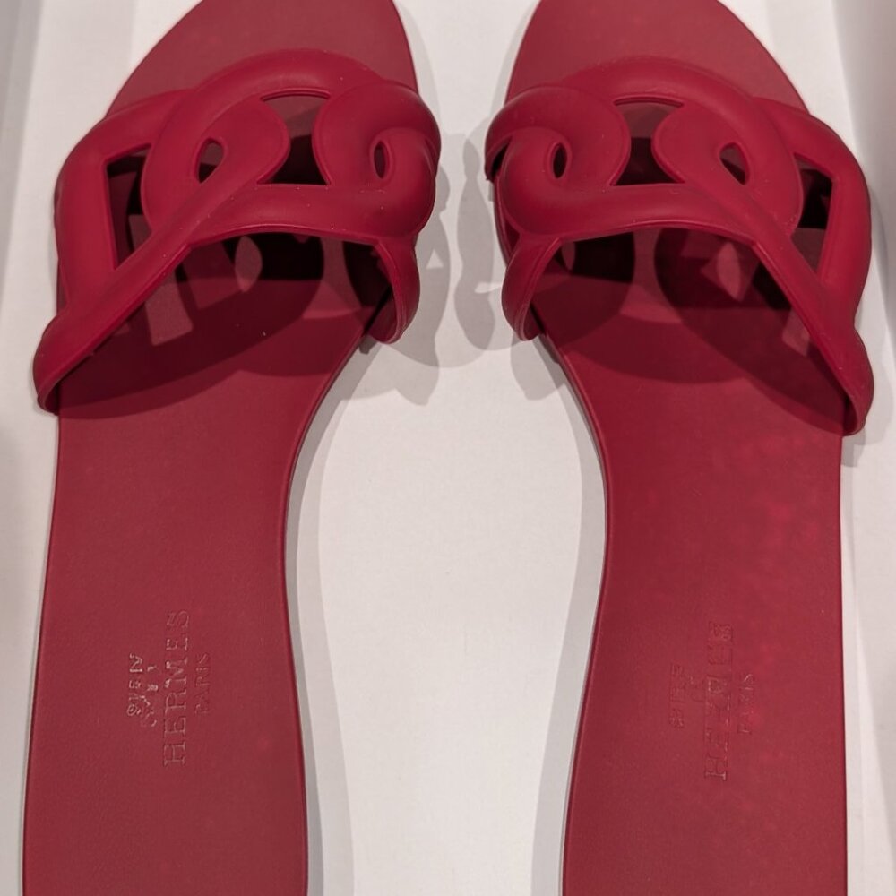 Hermes Aloha Sandals